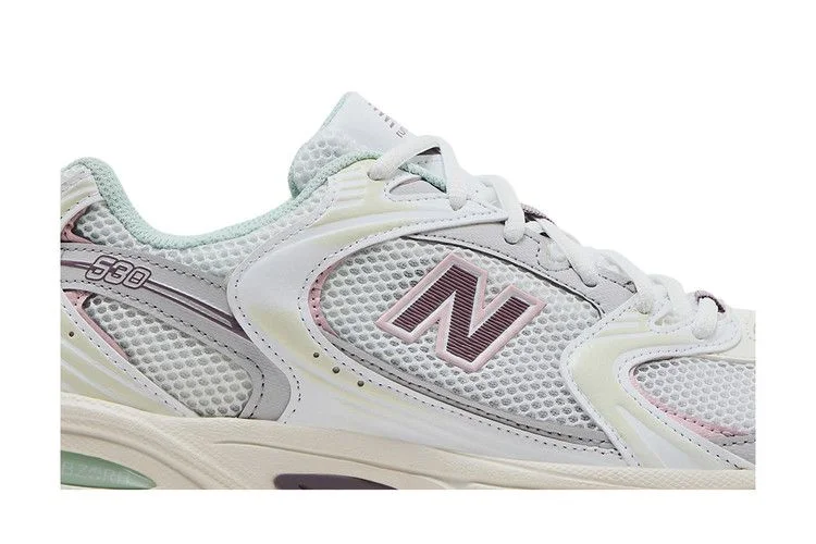 Krossovki-New-Balance-530-Sea-Salt-Ice-Wine-1