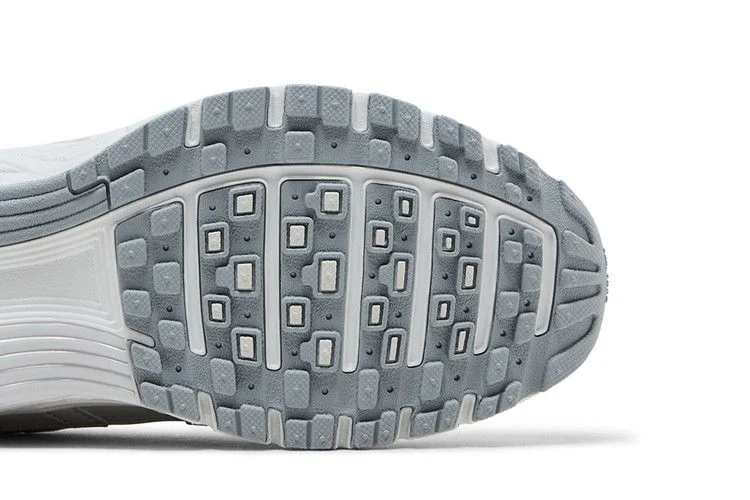 Krossovki-Nike-Wmns-P-6000-SE-Summit-White-Vast-Grey-4