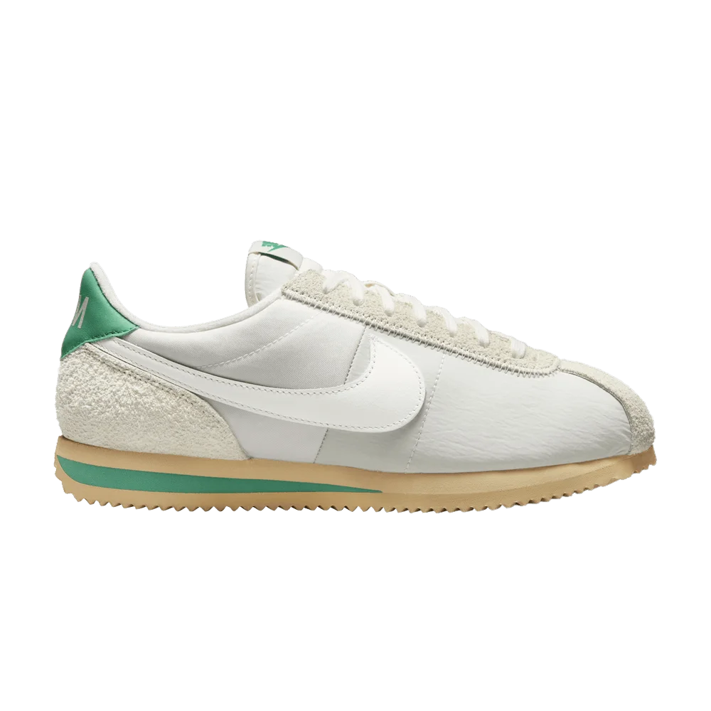 Krossovki-Nike-Wmns-Cortez-Sail-Stadium-Green
