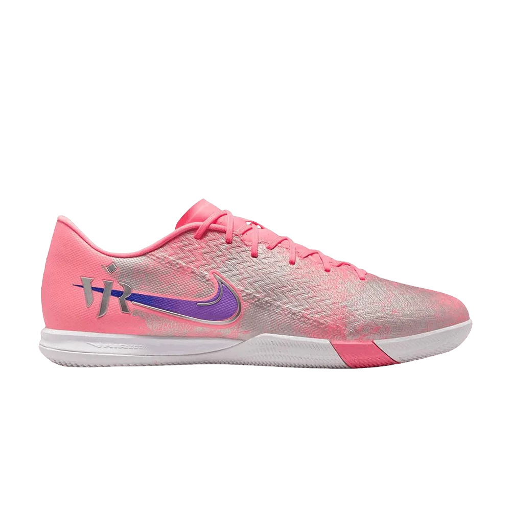 Krossovki-Vini-Jr-x-Nike-Zoom-Mercurial-Vapor-16-Indoor-Sunset-Pulse