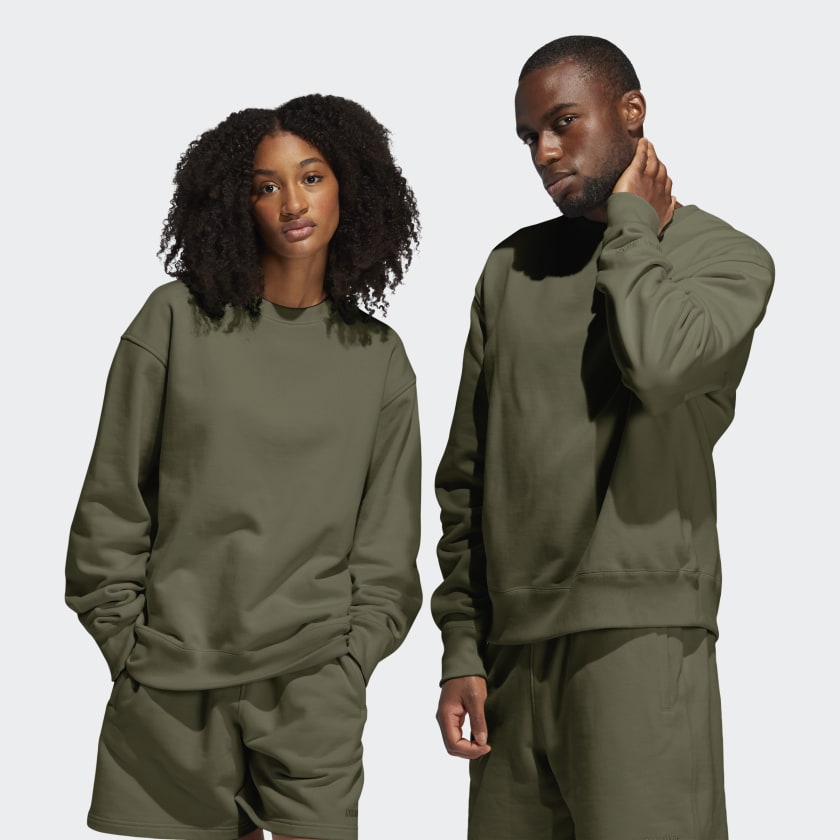 Свитшот adidas Pharrell Williams Basics Crewneck Sweatshirt Olive Cargo