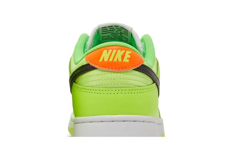 dunk-low-se-glow-in-the-dark-fj4610-702_06