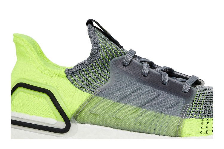 ultraboost-19-grey-yellow-ef1343_01