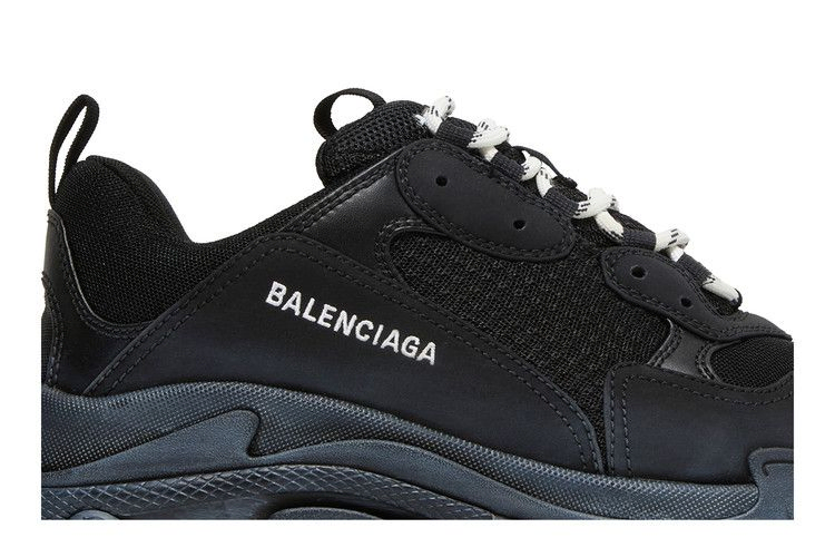 Кроссовки Balenciaga Triple S Sneaker 'Black'