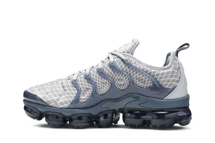 Кроссовки Nike Air VaporMax Plus 'Wolf Grey'