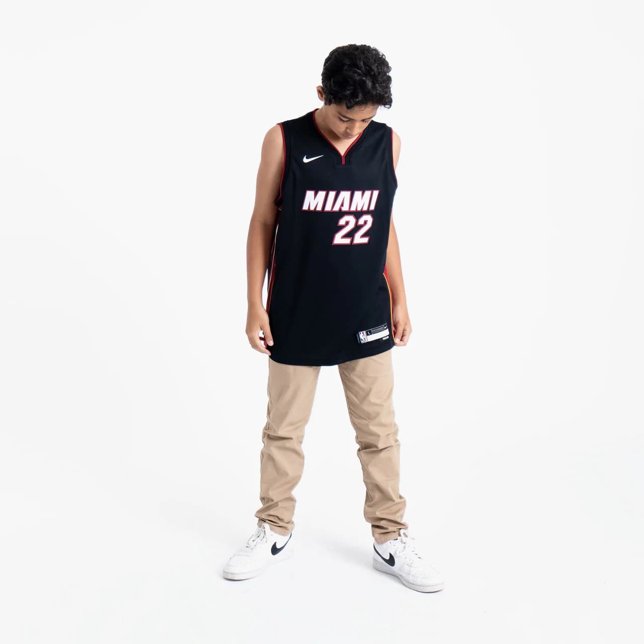 2022-23-Miami-Heat-Jimmy-Butler-22-Youth-Swingman-Icon-Edition-Black-Jersey-4
