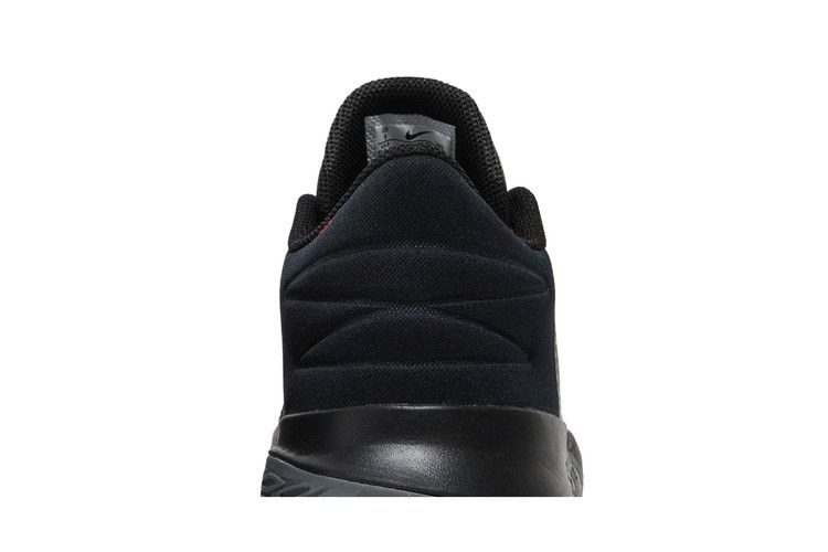 Кроссовки Nike Kyrie Flytrap 5 'Bred'