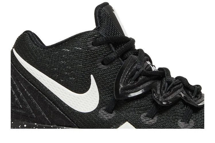 Krossovki-Nike-Kyrie-5-PS-Black-Magic-1