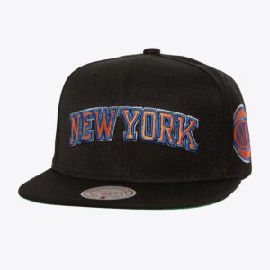 Mitchell-Ness-Black-New-York-Knicks-Triple-Play-Snapback-Hat-300x300
