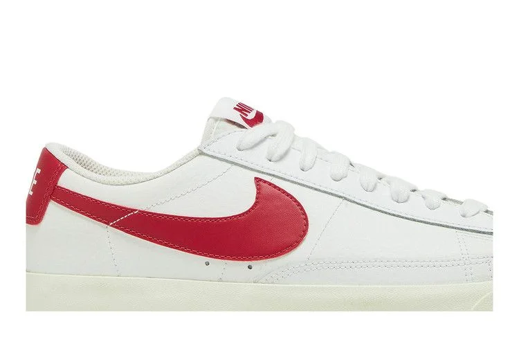 Кроссовки Nike Blazer Low 'University Red'