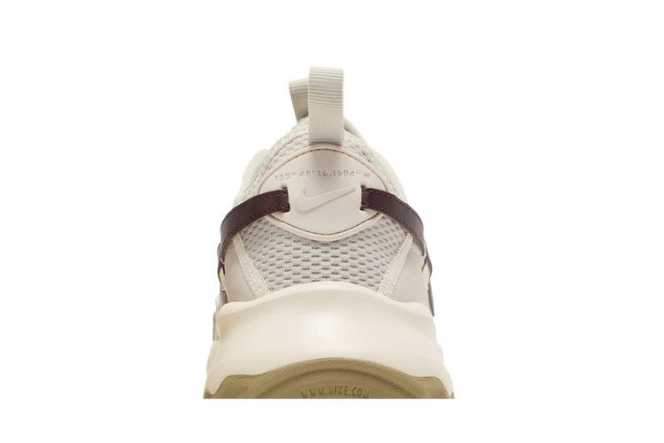 wmns-tc-7900-light-bone-burgundy-crush-dd9682-003_06