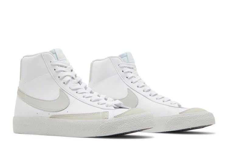 blazer-mid-77-se-gs-white-light-bone-dm1000-100_07