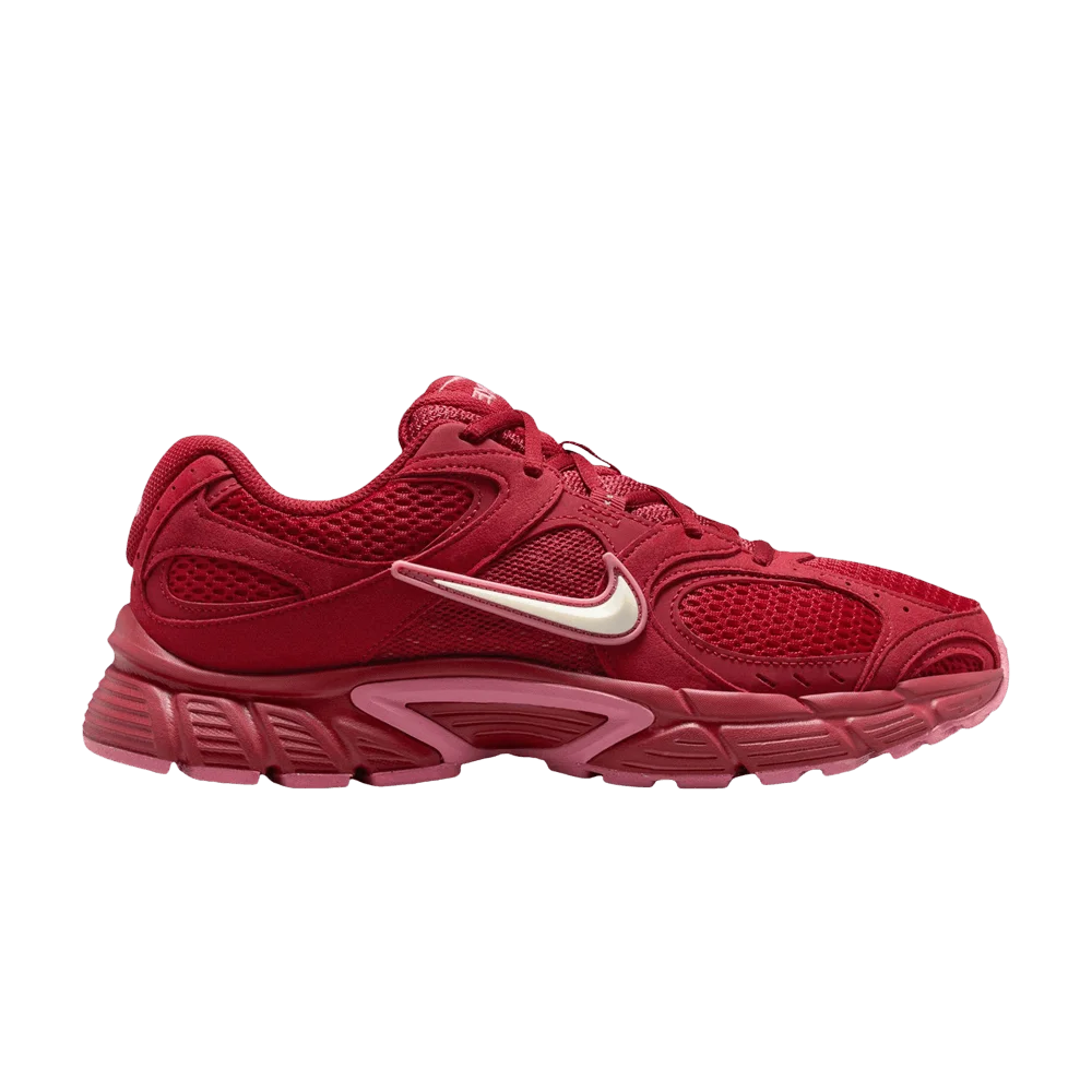 Krossovki-Nike-Wmns-V5-RNR-Team-Crimson