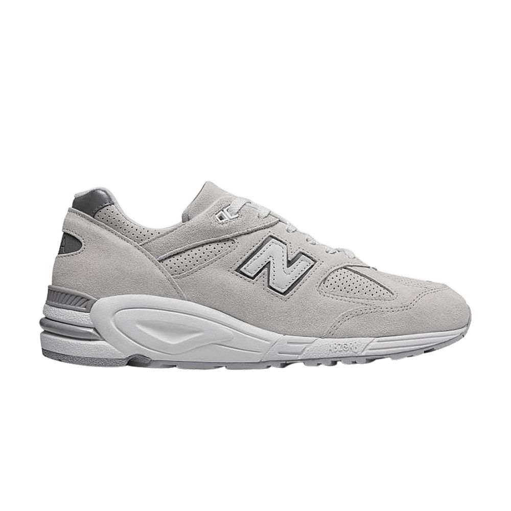 990v2-winter-peaks-m990nc2