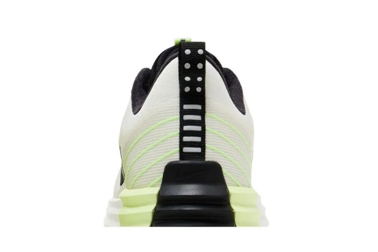 Krossovki-Nike-Lunar-Roam-White-Barely-Volt-6