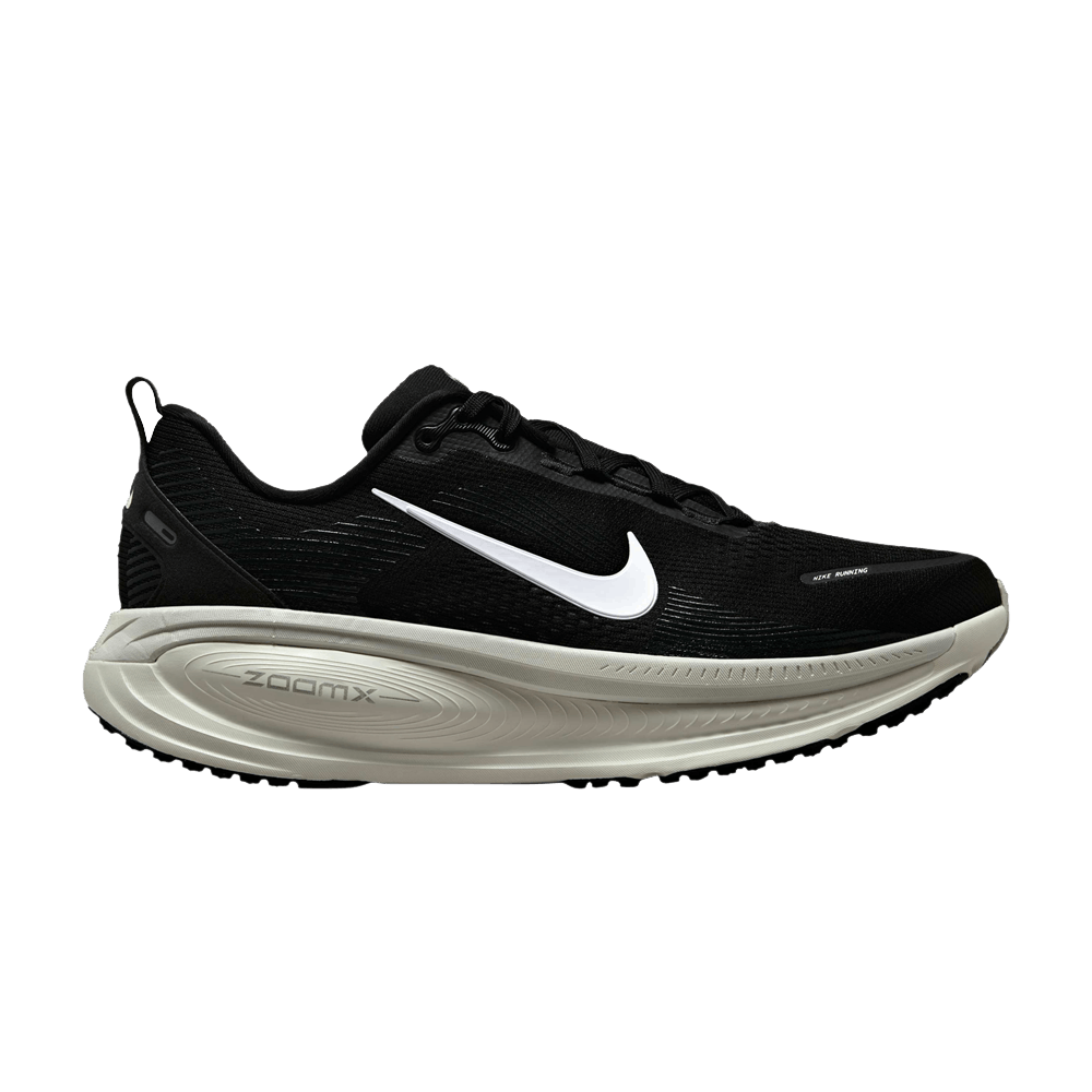 Кроссовки Nike Vomero 18 'Black Coconut Milk'
