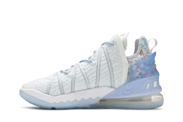 Кроссовки Nike LeBron 18 'Play for the Future'