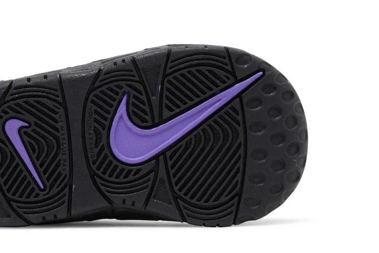 Krossovki-Nike-Air-More-Uptempo-TD-Black-Action-Grape-4