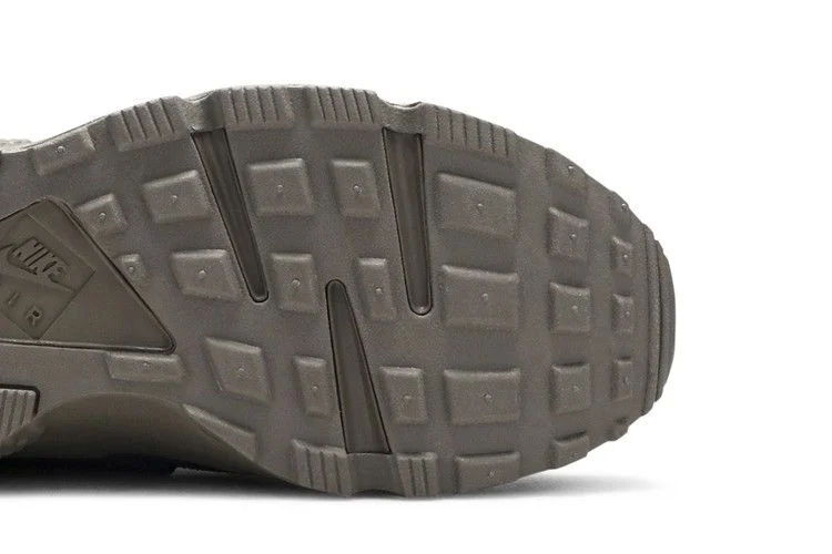Krossovki-Nike-Air-Huarache-Run-SE-Binary-Blue-4
