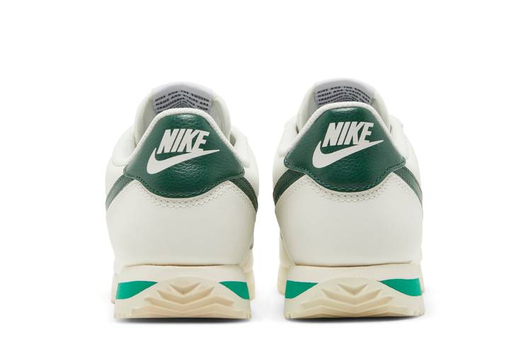 wmns-cortez-gorge-green-dn1791-101_05