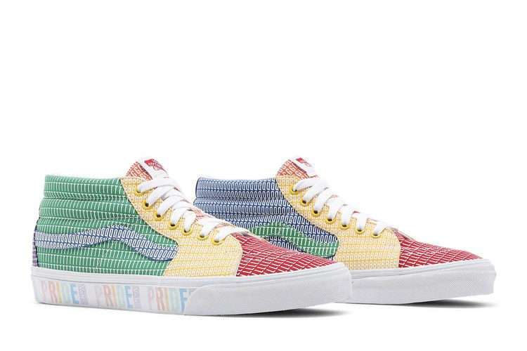 sk8-mid-pride-vn0a3wm33wj_07