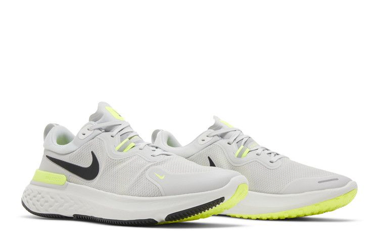 react-miler-grey-fog-volt-cw1777-005_07