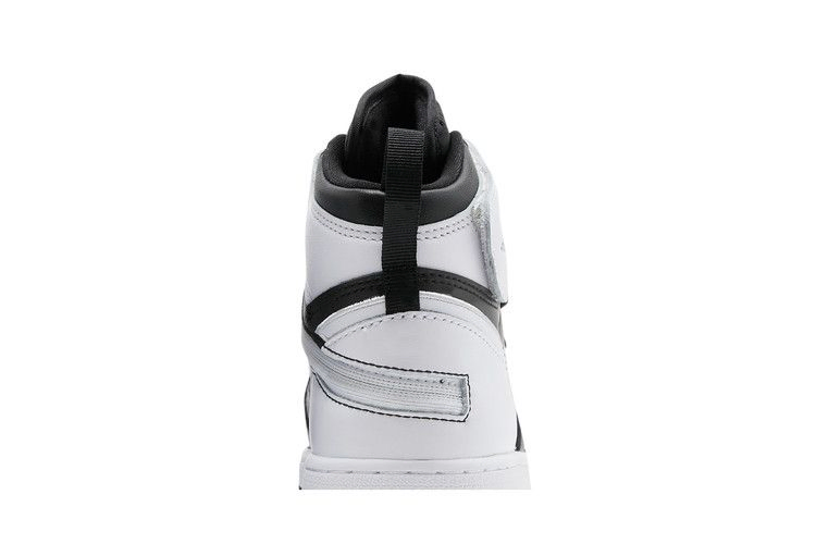 Кроссовки Air Jordan 1 High FlyEase GS 'Black White'