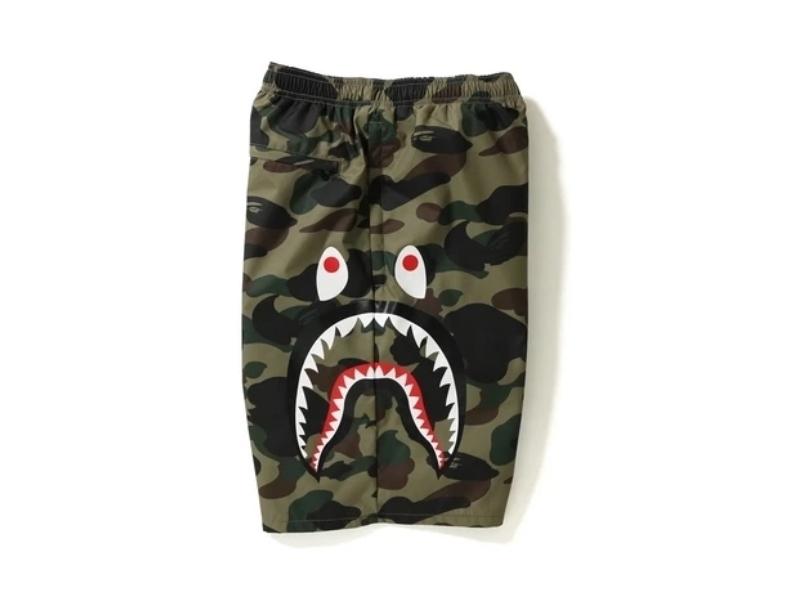 Спортивные шорты BAPE 1st Camo Half Shark Beach Shorts Gray/Green