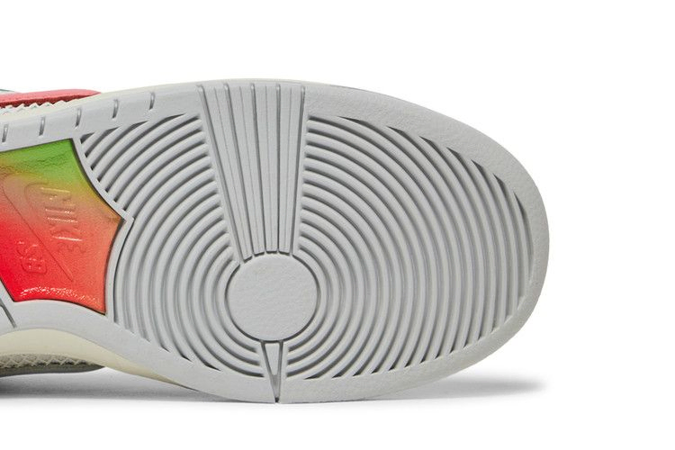 Кроссовки Xavier Schipani x Nike Dunk Low SB 'Be True - Trans Joy'