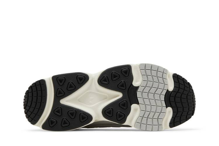 Кроссовки adidas Ozmillen J 'Silver White Black'