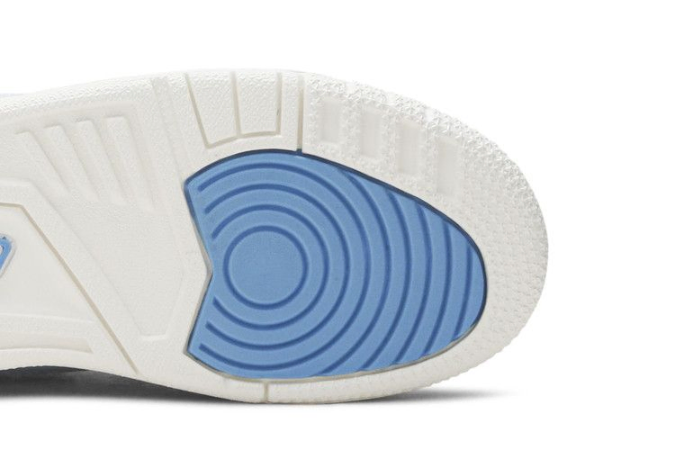 Кроссовки Air Jordan Legacy 312 Low GS 'Pale Blue'
