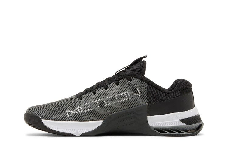 metcon-8-dark-smoke-grey-do9328-001_02