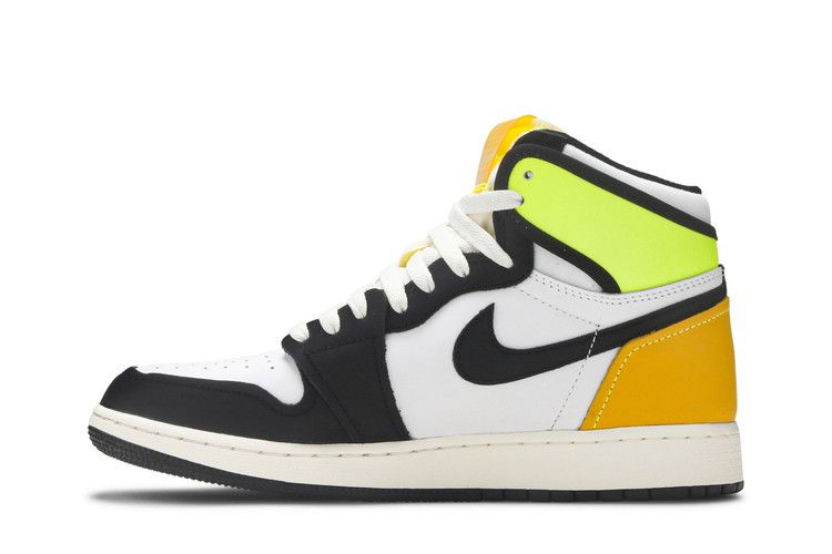 Кроссовки Air Jordan 1 Retro High OG GS 'Volt Gold'