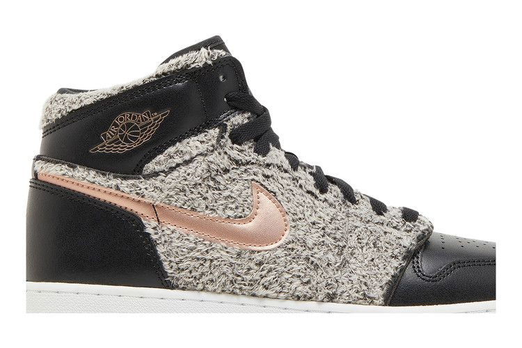 air-jordan-1-retro-high-gs-fleece-332148-022_01