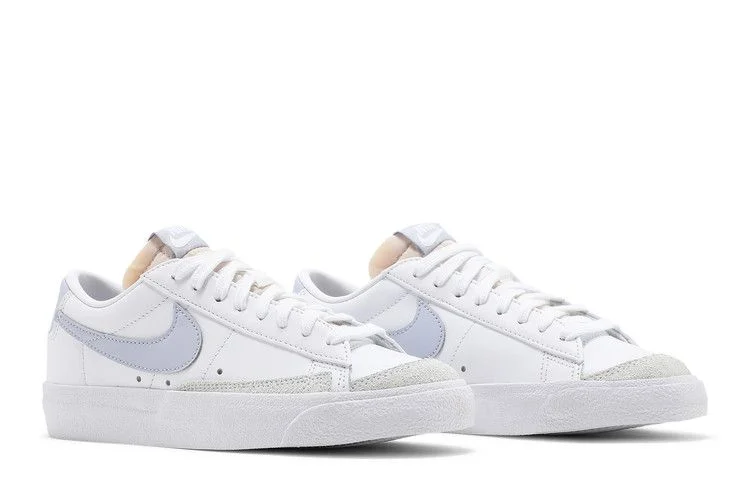 Krossovki-Nike-Wmns-Blazer-Low-77-White-Ghost-7