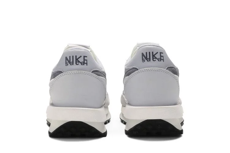 Krossovki-sacai-x-Nike-LDWaffle-Summit-White-5