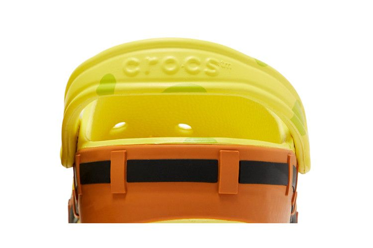 Кроссовки SpongeBob SquarePants x Crocs Classic Clog 'SpongeBob'