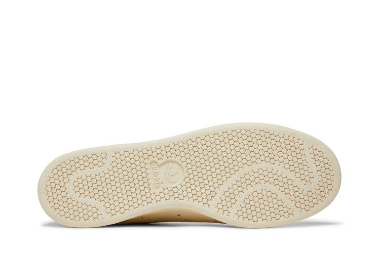 pharrell-williams-x-stan-smith-tan-fx8003_03