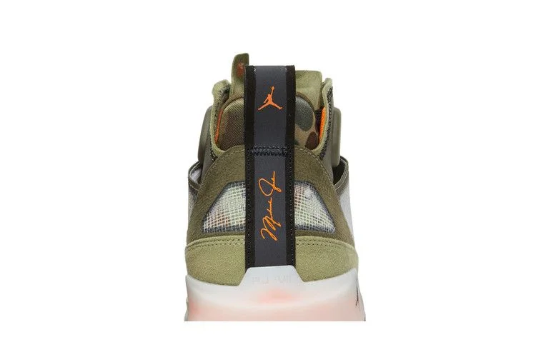 Кроссовки Undefeated x Air Jordan 37 SP 'Flight Jacket'