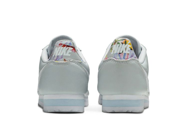 Кроссовки Nike Wmns Classic Cortez 'Pure Platinum'