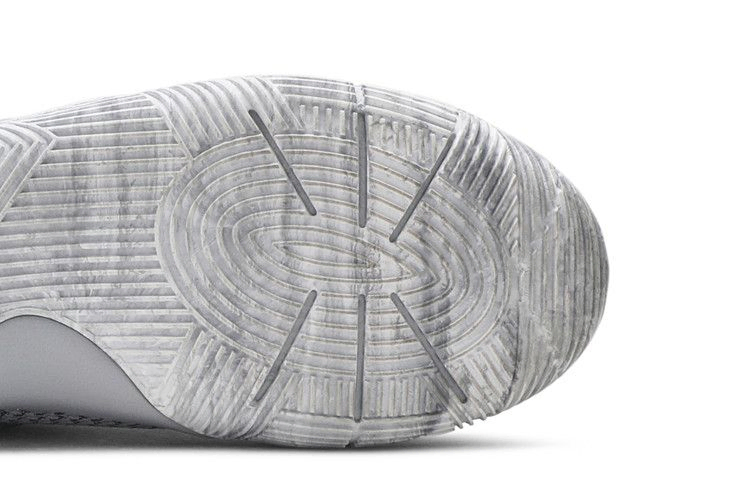 Кроссовки Nike Kyrie 2 'Omega'