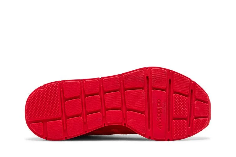 Кроссовки adidas Wmns Swift X 'Vivid Red'