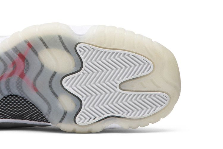 air-jordan-11-retro-gs-platinum-tint-378038-016_04