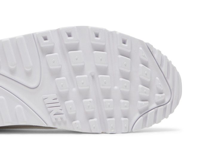 Кроссовки Nike Women's Air Max 90 Futura 'Triple White'