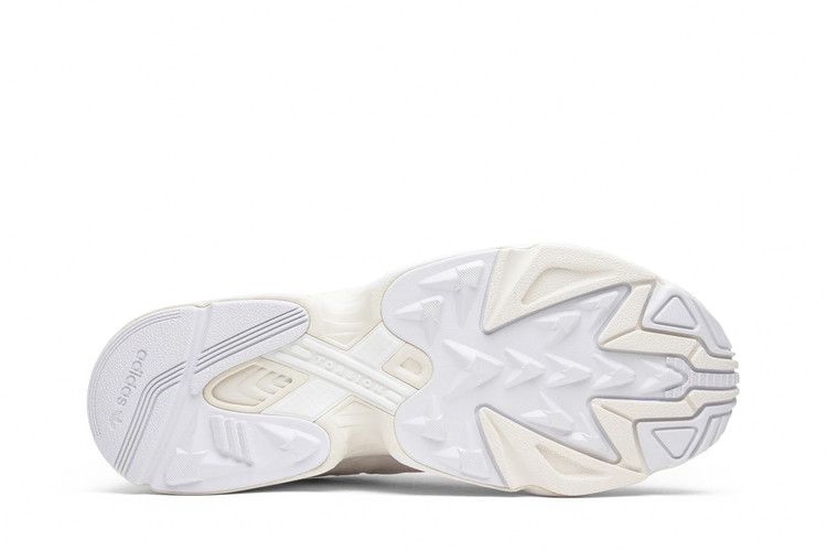 yung-1-cloud-white-b37616_03