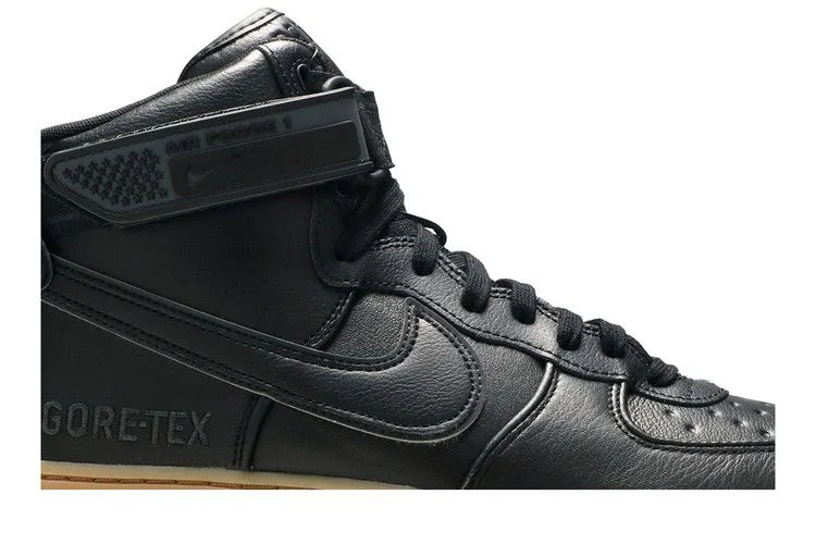 Nike-Air-Force-1-Gore-Tex-Boot-Black-Gum-1