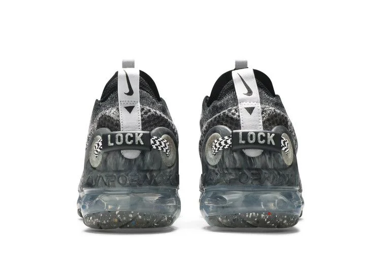 Krossovki-Nike-Wmns-Air-Vapormax-2020-Flyknit-Oreo-5