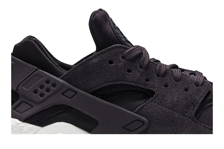 Krossovki-Nike-Wmns-Air-Huarache-Run-SD-Port-Wine-1