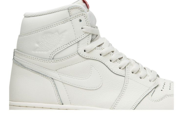 Кроссовки Air Jordan 1 Retro High OG 'Sail'