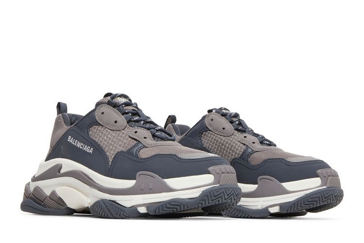 balenciaga-triple-s-sneaker-dark-grey-536737-w2ca1-1219_07